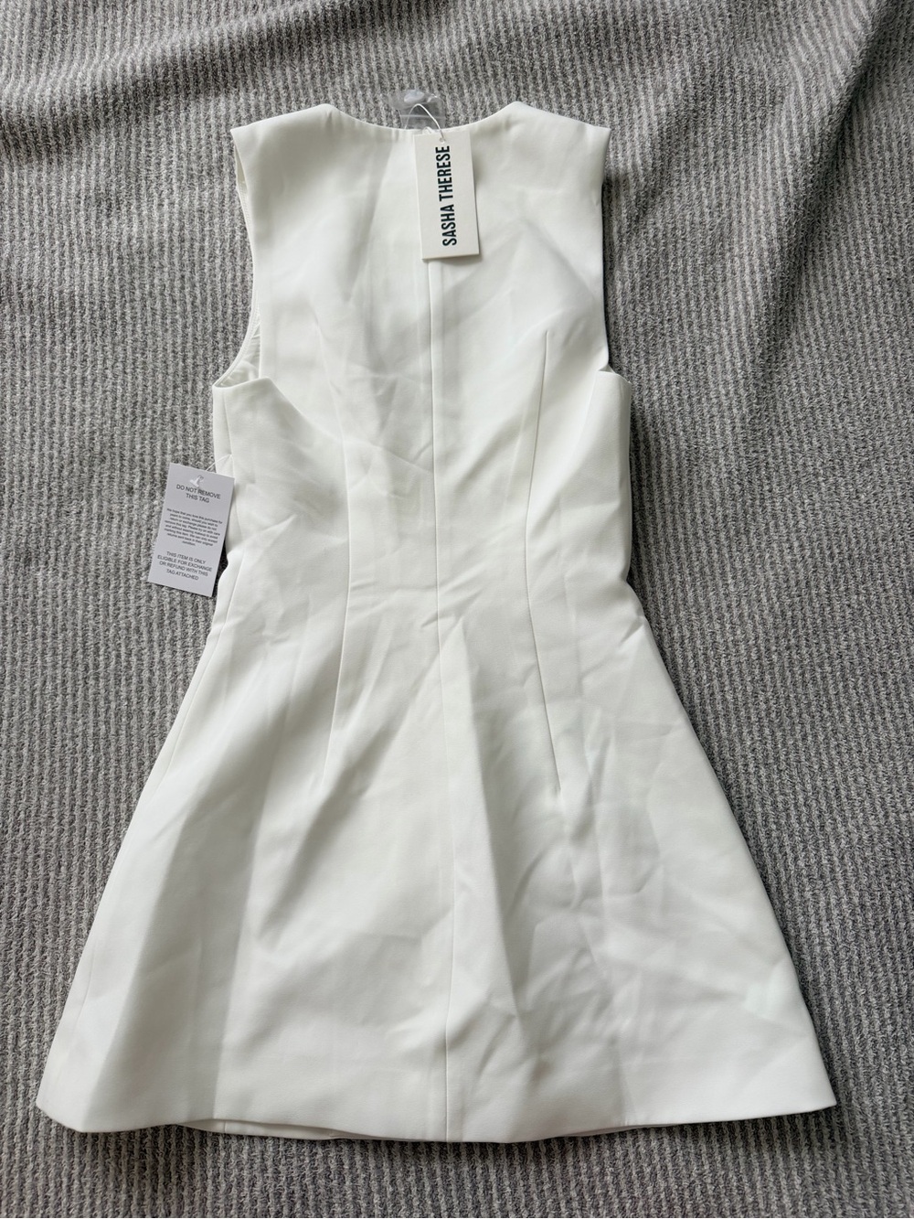 Sasha Therese Melody Sleeveless White Button-Front Mini Dress - Picture 6 of 12